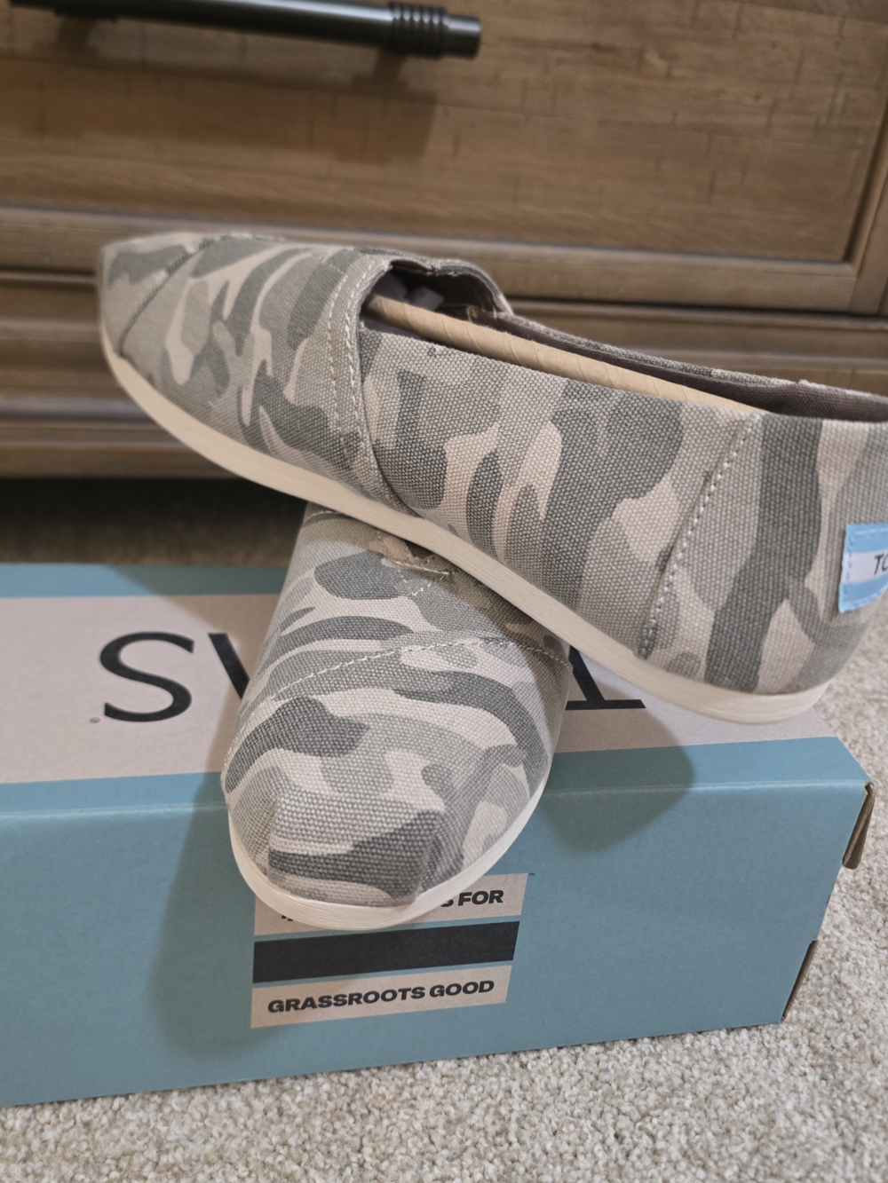 TOMS Women's Camouflage Slip-On Flats - Gray & Cream - Picture 10 of 10